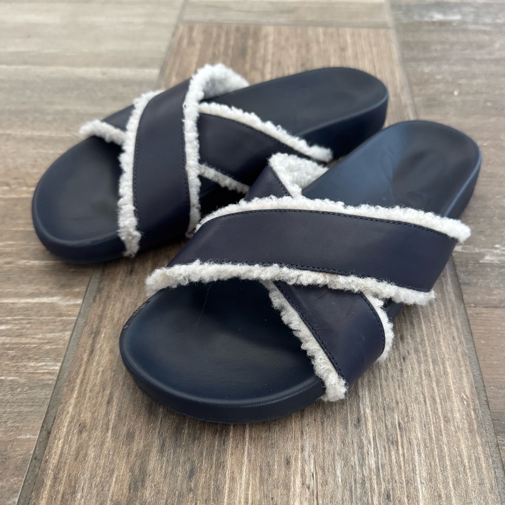 J Crew Pacific sherpa cross-strap sandals in navy size 7.5
